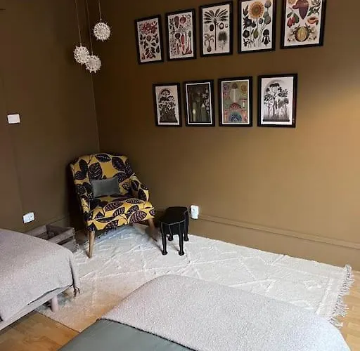 De Caractere エピナル